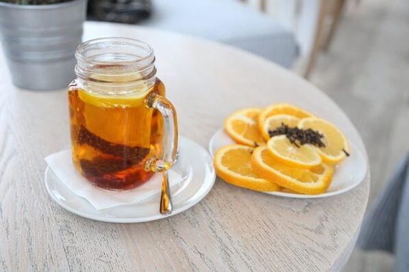 citrónový čaj pre vašu obľúbenú diétu